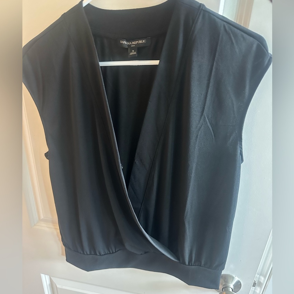 NWOT banana republic, shirt, black